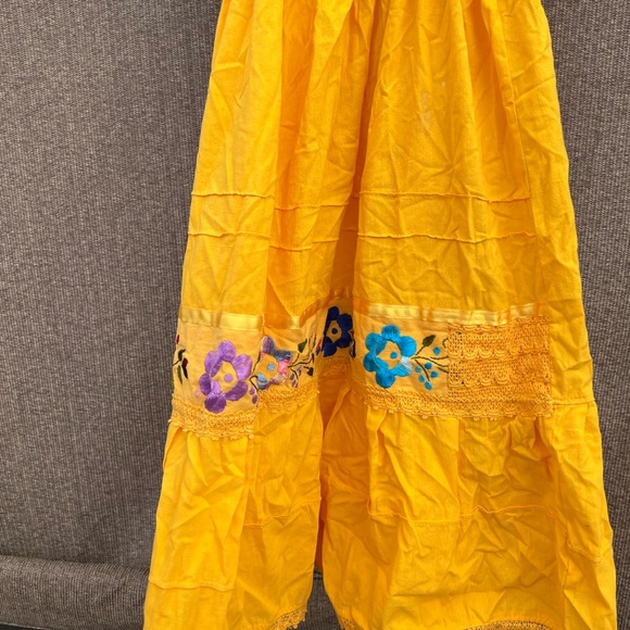 Vintage yellow embroidered dress Mexican American off shoulder boho Sz L - Picture 4 of 15